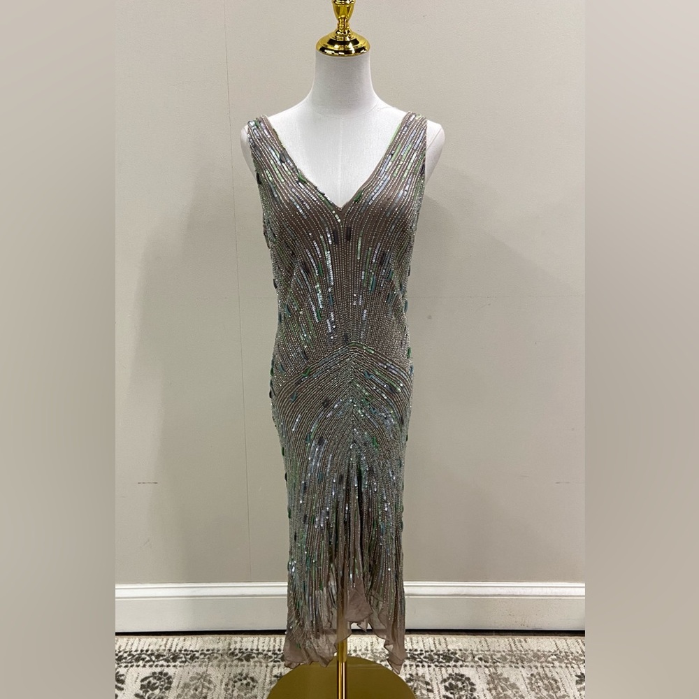 NWT Aidan Mattox. Beaded, sleeveless. Size 8